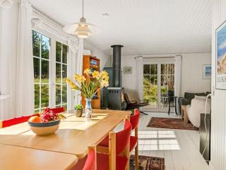 Holiday Home Eimi - 1-5km from the sea by Interhome - 7