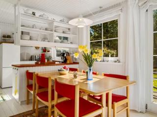 Holiday Home Eimi - 1-5km from the sea by Interhome - 3