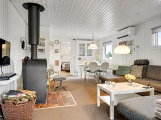 Holiday Home Gerwer - 700m from the sea by Interhome - 4