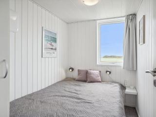 Holiday Home Dyri - 75m from the sea by Interhome - 3