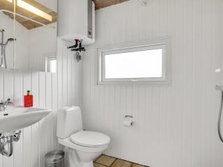 Holiday Home Kalervo - 100m from the sea by Interhome - 5