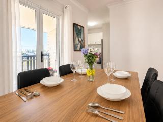 Charming Queenslander 3 bed 1 bath in West End - 1