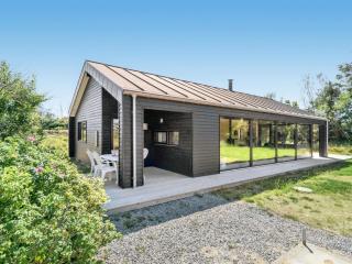 Holiday Home Ilmarinen - 561m from the sea by Interhome - 2