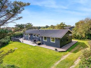 Holiday Home Tuke - 400m from the sea by Interhome - 0
