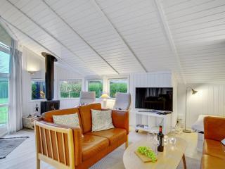 Holiday Home Eivor - 500m from the sea by Interhome - 3