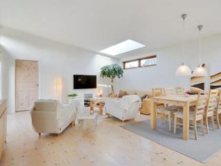Holiday Home Esta - from the sea by Interhome - 9