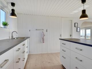 Holiday Home Caren - 125m to the fjord by Interhome - 1