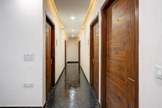 Hotel Ashram Suites Near Nizamuddin Railway Station - 1