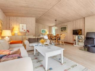 Holiday Home Tineke - 200m from the sea by Interhome - 6