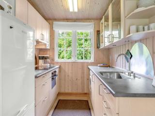 Holiday Home Tineke - 200m from the sea by Interhome - 4