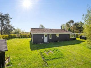 Holiday Home Lamberthus - 600m from the sea by Interhome - 8