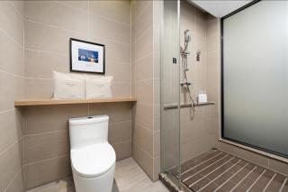 Atour Hotel South Lake Jiaxing - 4