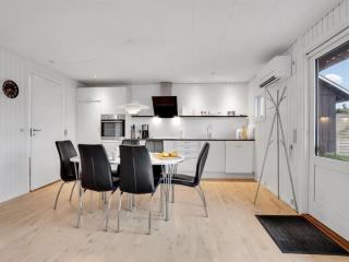 Holiday Home Esther - 700m from the sea by Interhome - 6