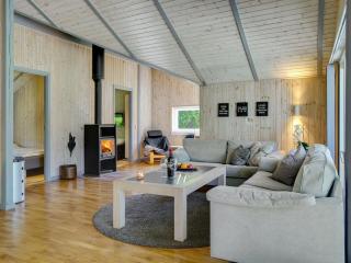 Holiday Home Sida - 600m from the sea by Interhome - 7