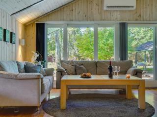 Holiday Home Sida - 600m from the sea by Interhome - 5