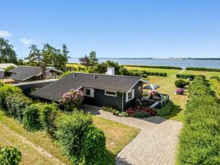 Holiday Home Eddy - 50m from the sea by Interhome - 0