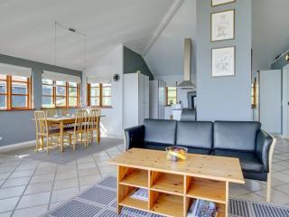 Holiday Home Botmar - 10m from the sea by Interhome - 1