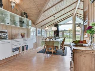 Holiday Home Tore - 200m from the sea by Interhome - 1