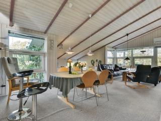 Holiday Home Roel - 500m from the sea by Interhome - 1