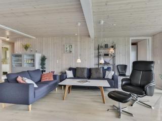 Holiday Home Loi - 200m from the sea by Interhome - 5