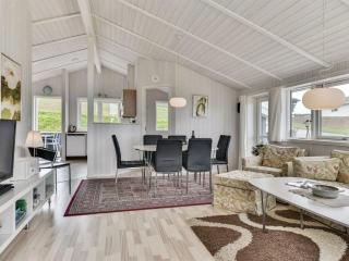 Holiday Home Sisko - 600m from the sea by Interhome - 5