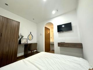 StayX Bui Vien Hotel - 1