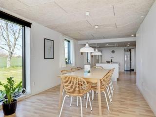 Holiday Home Emin - 100m from the sea by Interhome - 2
