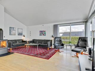 Holiday Home Beowulf - 200m from the sea by Interhome - 7