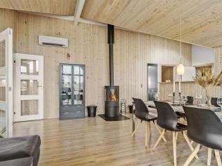 Holiday Home Hansa - 900m from the sea by Interhome - 6