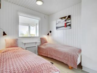 Holiday Home Ankarl - 700m from the sea by Interhome - 1