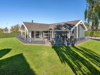 Holiday Home Sylvana - 400m from the sea by Interhome - 8