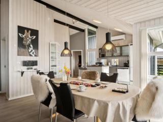 Holiday Home Sylvana - 400m from the sea by Interhome - 3