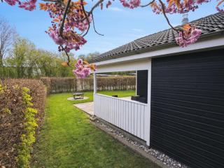 Holiday Home Holmwith - 200m from the sea by Interhome - 5