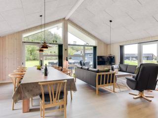 Holiday Home Rathulf - 500m from the sea by Interhome - 1