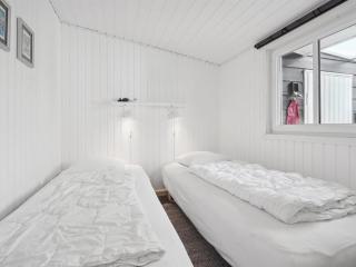 Holiday Home Anisa - 400m from the sea by Interhome - 4