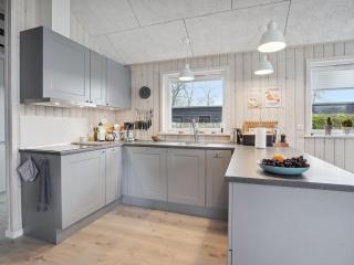 Holiday Home Gunholm - 150m from the sea by Interhome - 8