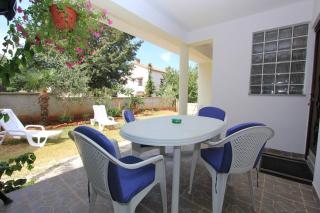 Apartment Bobins - 6