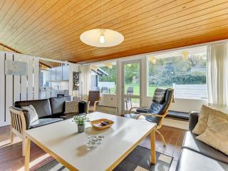 Apartment Boris - 500m from the sea by Interhome - 3