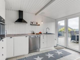 Holiday Home Elain - from the sea by Interhome - 1