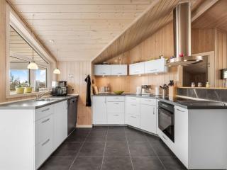 Holiday Home Tobbi - 1-1km to the fjord by Interhome - 2