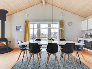 Apartment Karina - 150m to the fjord by Interhome - 3