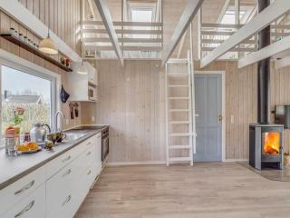 Holiday Home Gudmundine - 350m to the fjord by Interhome - 4