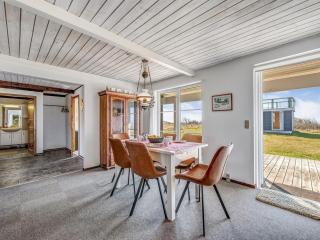 Holiday Home Bjart - 50m to the fjord by Interhome - 5
