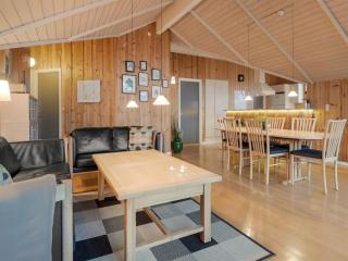 Holiday Home Thit - 1-2km to the fjord by Interhome - 4