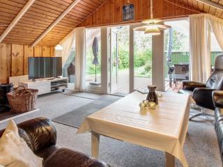 Holiday Home Sebiorn - 300m to the fjord by Interhome - 3