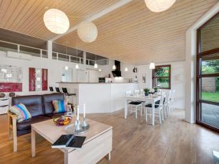 Holiday Home Silvia - 300m to the fjord by Interhome - 2