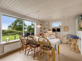 Holiday Home Theodor - 180m to the fjord by Interhome - 5