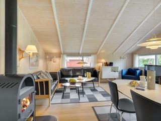 Holiday Home Danna - 850m to the fjord by Interhome - 4