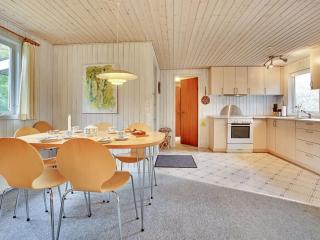 Holiday Home Leny - 450m to the fjord by Interhome - 1