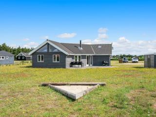 Holiday Home Karmen - 300m to the fjord by Interhome - 0